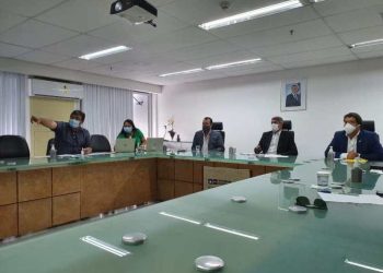 Prefeito Dailton Filho e Deputado Angelo Almeida participaram de reunião na Secretaria Estadual de Educação