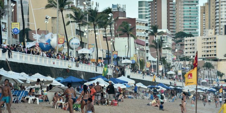 Salvador: praias serão fechadas e a fase 3 de retomada da economia na capital, está suspensa