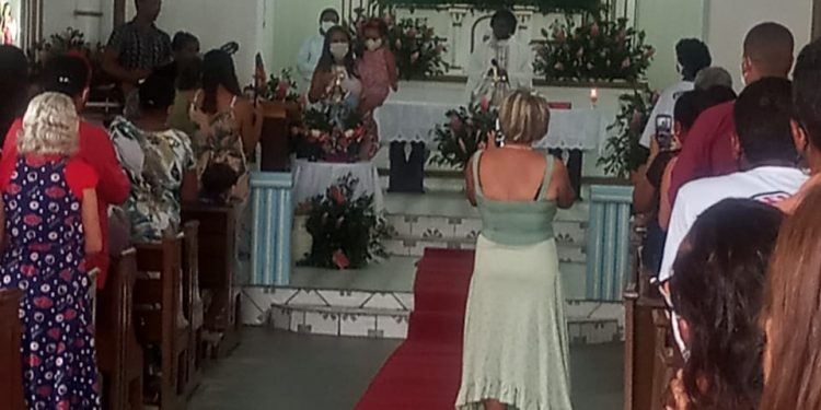 Em Barcelos do Sul, Fé e Devoção, marcam a tradicional Missa em Homenagem a Nossa Senhora das Candeias