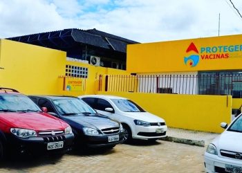 Em Candeias a vacinação de idosos maiores de 90 anos já começou