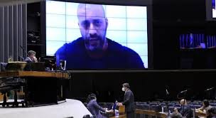 Câmara mantém prisão do deputado Daniel Silveira