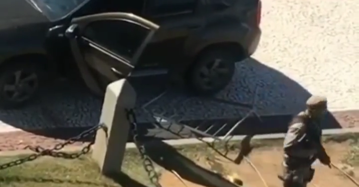 Salvador: Policial Militar tem surto e efetua tiros no Farol da Barra