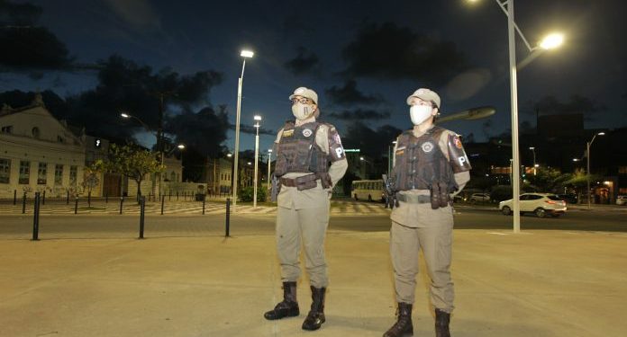 Governo do Estado prorroga toque de recolher até o dia 5 de abril na Bahia