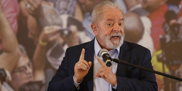 Lula diz que foi ‘vítima da maior mentira jurídica em 500 anos de História’