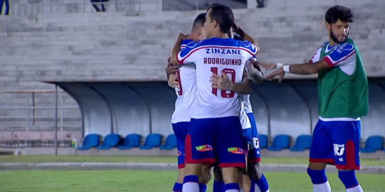 Bahia goleia por 7 a 1 o Campinense