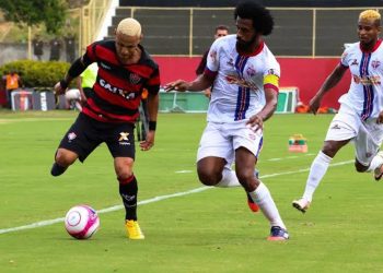 Baianão : Vitória  empata em 1 a 1 com o Bahia de Feira