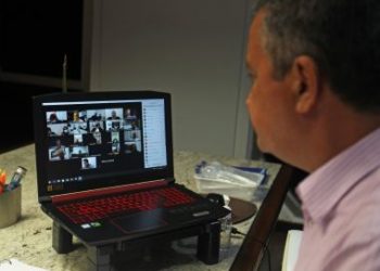 Bahia: Governador antecipa toque de recolher após reunião com prefeitos