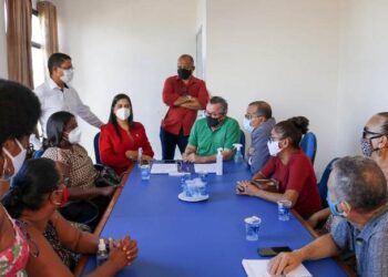 Madre de Deus: Comissão do Apicum se reuniram, na Câmara de Vereadores, para falar sobre a desapropriação de quase 200 moradores
