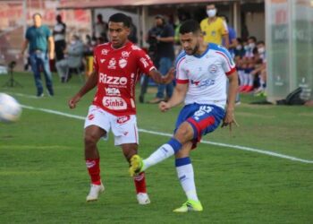 Bahia vence o Vila e segue na Copa do Brasil