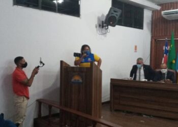 Em Madre de Deus, vice presidente do sindicato dos correios, diz que 5 mil trabalhadores ficarão desempregados com a privatização