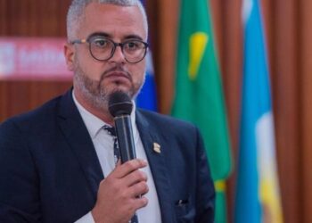 Madre de Deus: Vereador Marden   fala em sessão sobre o bloqueio de bens