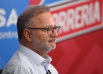 Secretário de Saúde da Bahia deixa o cargo após xingar de ‘vagabunda’ a chef de cozinha