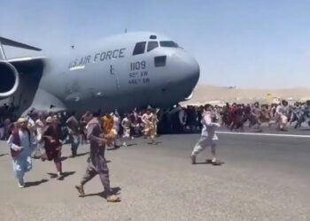 Força Aérea americana investiga, “restos mortais” no avião que saiu do Afeganistão