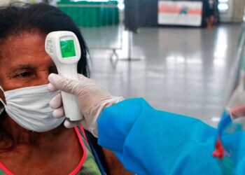 Salvador: Prefeitura vai suspender exigências de aferição de temperatura e distanciamento