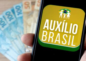 Auxílio Brasil:O governo federal começa a pagar no próximo dia 17 de novembro, veja se você tem direito