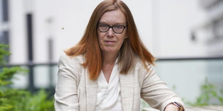 Próxima pandemia pode ser mais letal, diz criadora da vacina AstraZeneca