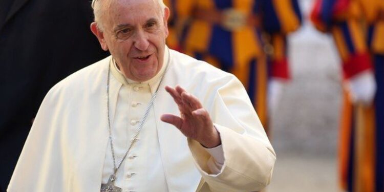 Violência contra as mulheres insulta a Deus, diz papa Francisco em discurso de Ano-Novo