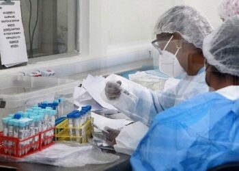 Ômicron é responsável por mais de 71% dos casos de coronavírus na Bahia