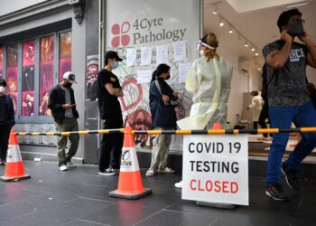 Mundo bate novo recorde com 2,59 milhões de casos de Covid em 1 dia