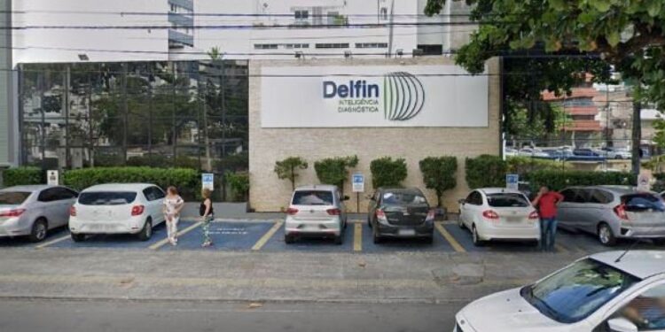 Paciente é esquecida em máquina de ressonância magnética em clínica no Itaigara