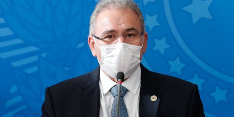 Ministério da Saúde recua de declarar fim da pandemia