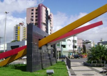 Feira de Santana: Prefeitura libera máscara em ambientes abertos