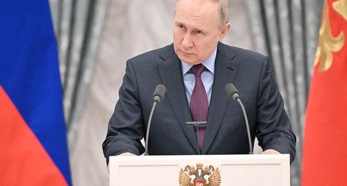 Empresário russo oferece valor milionário para quem entregar e prender vladimir Putin