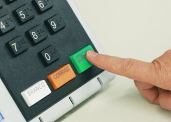 Eleitores que não votaram em 2020 não sofrerão consequências, decide TSE