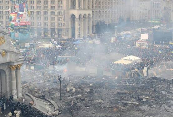 Presidente da Ucrânia pede fim de bombardeios antes de novas negociações de cessar-fogo