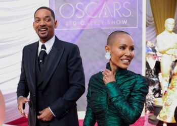 Oscar 2022: Ao fazer piada sobre sua esposa, ator Will Smith dá tapa na cara de Chris Rock