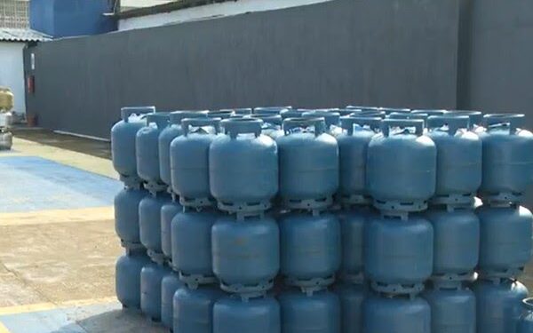 Preço do gás de cozinha tem 2º reajuste em menos de um mês