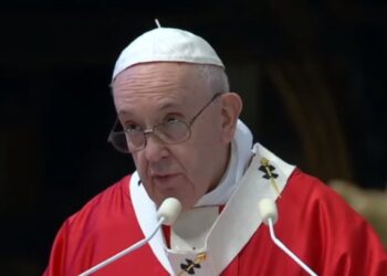 Papa Francisco pede “trégua de Páscoa” em guerra na Ucrânia