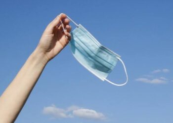 Fim da emergência da pandemia no Brasil contraria a Organização Mundial de saúde