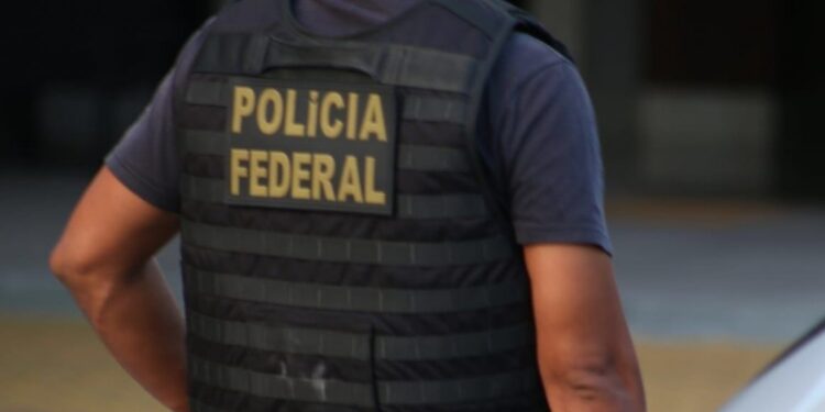 Polícia Federal cumpre mandado em combate à pornografia infanto-juvenil no interior da Bahia