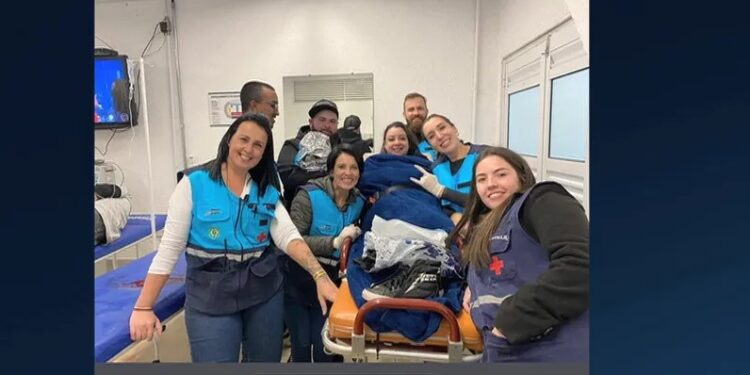 Mulher dá à luz durante show do Metallica em Curitiba