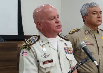 Coronel diz que todo efetivo trabalha na busca dos envolvidos nas mortes de PMs