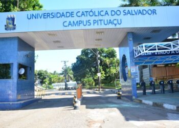 Estudantes denunciam ter sido filmadas dentro de banheiro na Ucsal