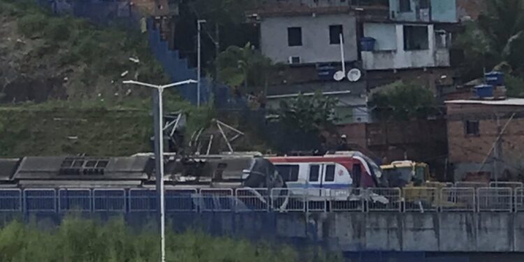 Salvador: Seis pessoas ficaram feridas em acidente no metrô na manha desta terça-feira