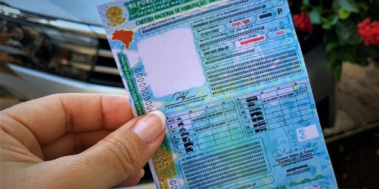 Carteira Nacional de Habilitação tem novo modelo 