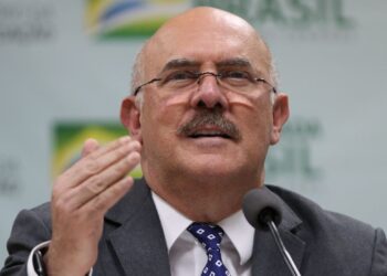 Ex-ministro da Educação será transferido para Brasília