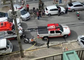 Homem atira em ex-mulher e em enteada após separação em Recife