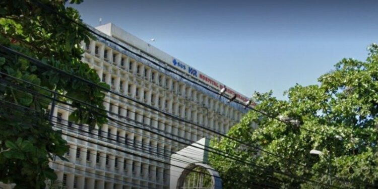 Mulher tem corpo queimado após tentativa de feminicídio em Recife