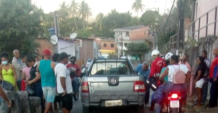 Candeias: irmão de vereador é executado dentro de carro