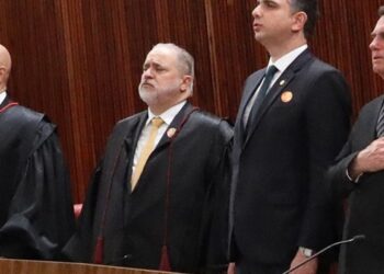 Alexandre de Moraes toma posse no TSE