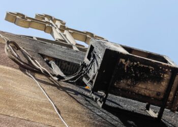 Incêndio em igreja egípcia deixa 41 mortos