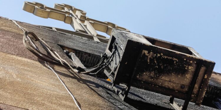 Incêndio em igreja egípcia deixa 41 mortos