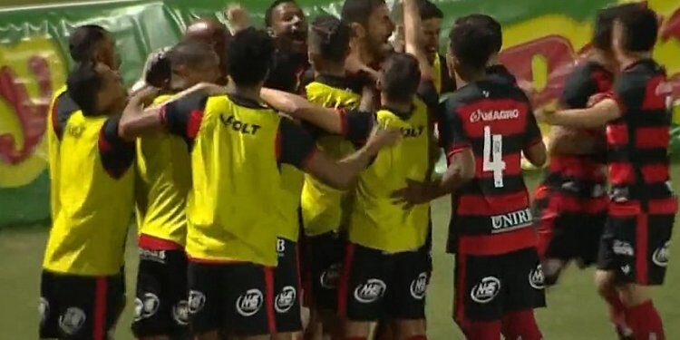 Vitória vence o Mirassol e vai decidir vaga no Barradão