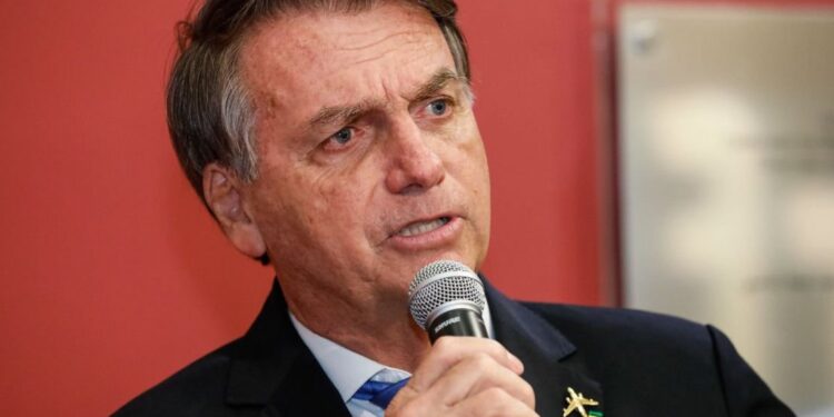 Bolsonaro bate martelo e decide não participar do debate da Band