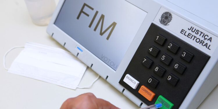 Eleitores terão mais tempo para conferir voto na urna eletrônica