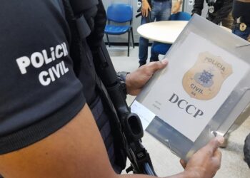 Polícia faz operação contra esquemas de fraudes em Salvador e Feira de Santana